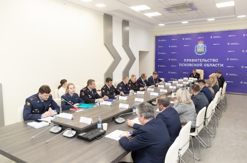 По поручению Михаила Ведерникова состоялось заседание региональной антинаркотической комиссии