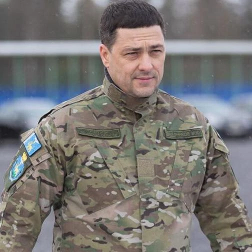 Губернатор Ведерников осмотрел построенную по нацпроекту современную гимназию в Пскове