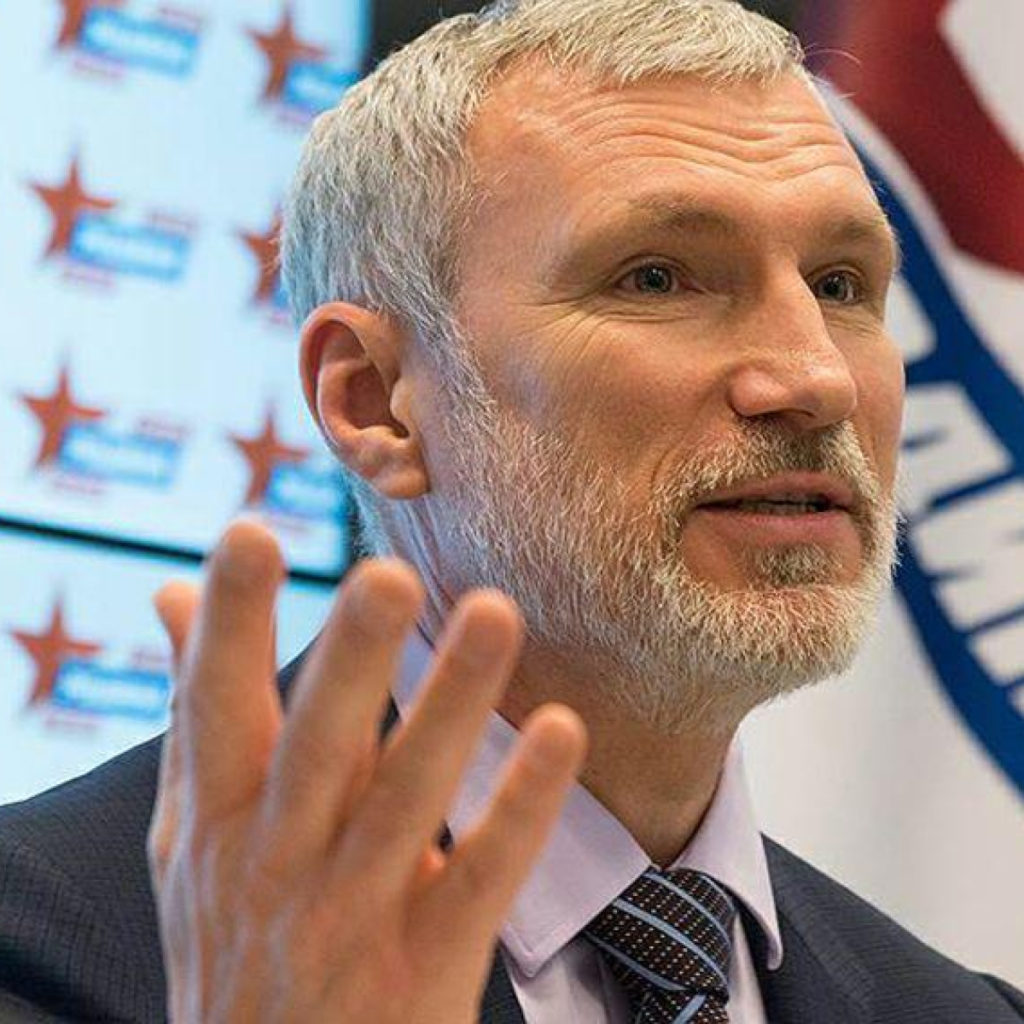 «Нам необходима мобилизация»: Журавлёв призвал россиян учиться боевому делу