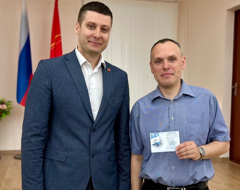 В Великих Луках наградили лучших, кто готов к Труду и Обороне