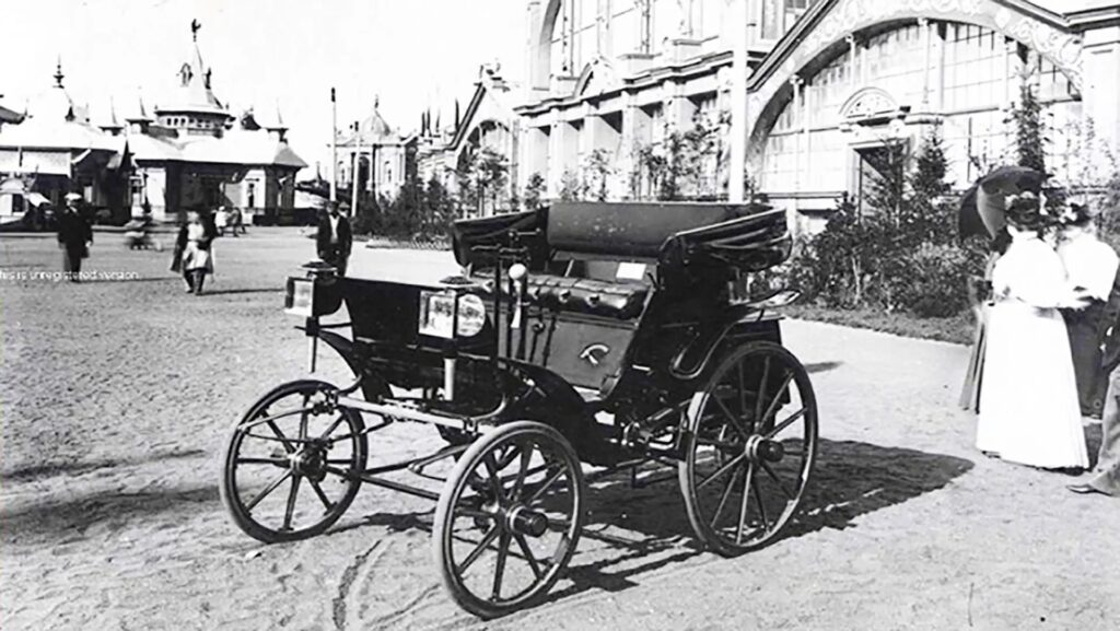 Вот так выглядел первый российский автомобиль 130 лет назад