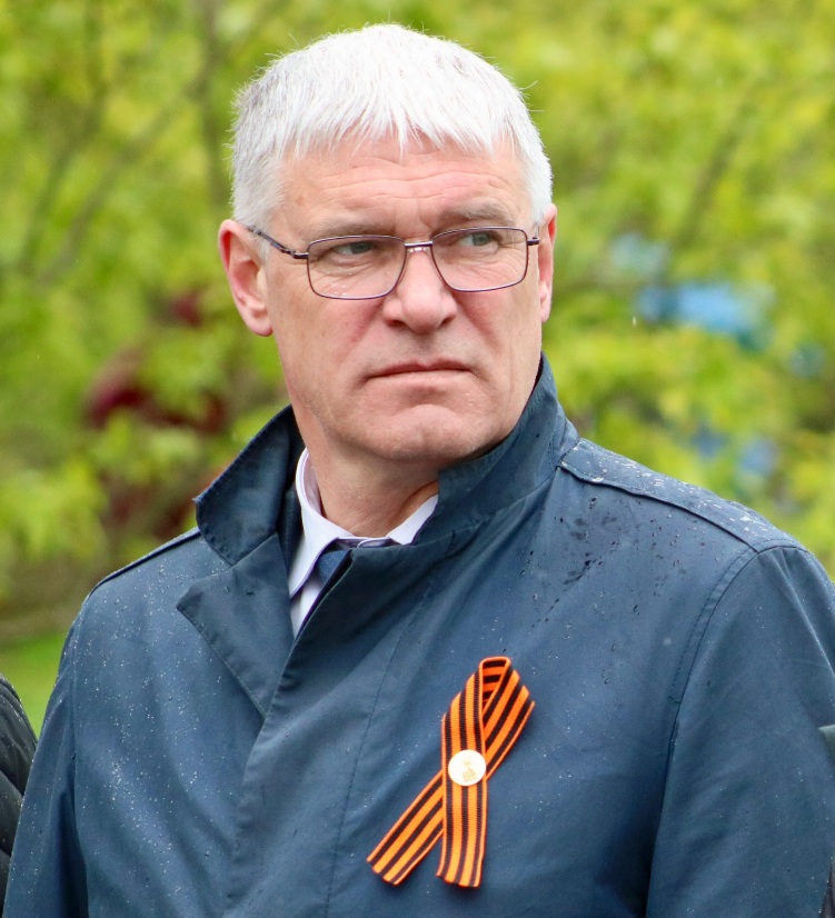 Глава Великолукского МО Алексей Кузьмин призвал участвовать в голосовании