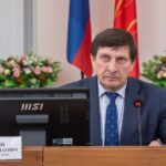 Глава города Великие Луки Николай Козловский поздравляет с Днём знаний